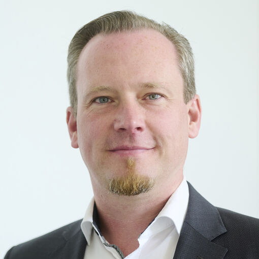 Porträt Hesse, Dr. Mario