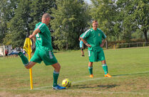 Eckball des FC Landtag in Radeburg