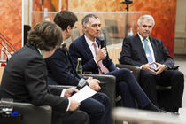 Diskussion in Panel 1