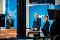 Michael Kretschmer, Jörg Urban und Sabine Zimmermann im ARD-Studio