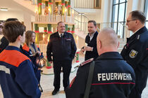 Gespräch zwischen Vertretern der Feuerwehr Dresden und Landtagspräsident Alexander Dierks