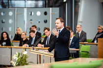 Rede des Landtagspräsidenten Alexander Dierks im Plenarsaal