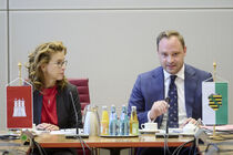 Präsidentin der Hamburger Bürgerschaft Carola Veit und Landtagspräsident Alexander Dierks
